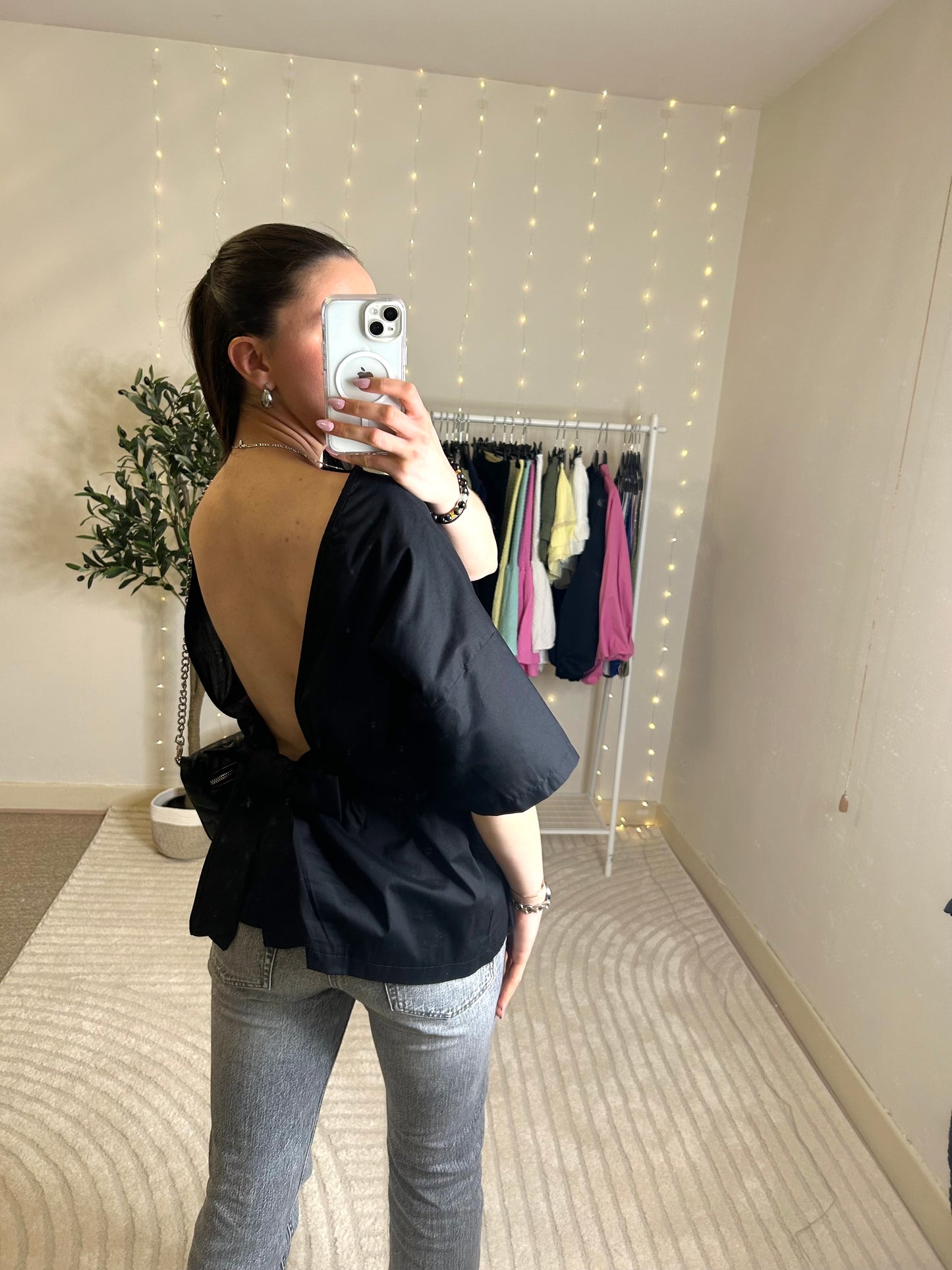 Blouse avec noeud dos nus Zoé