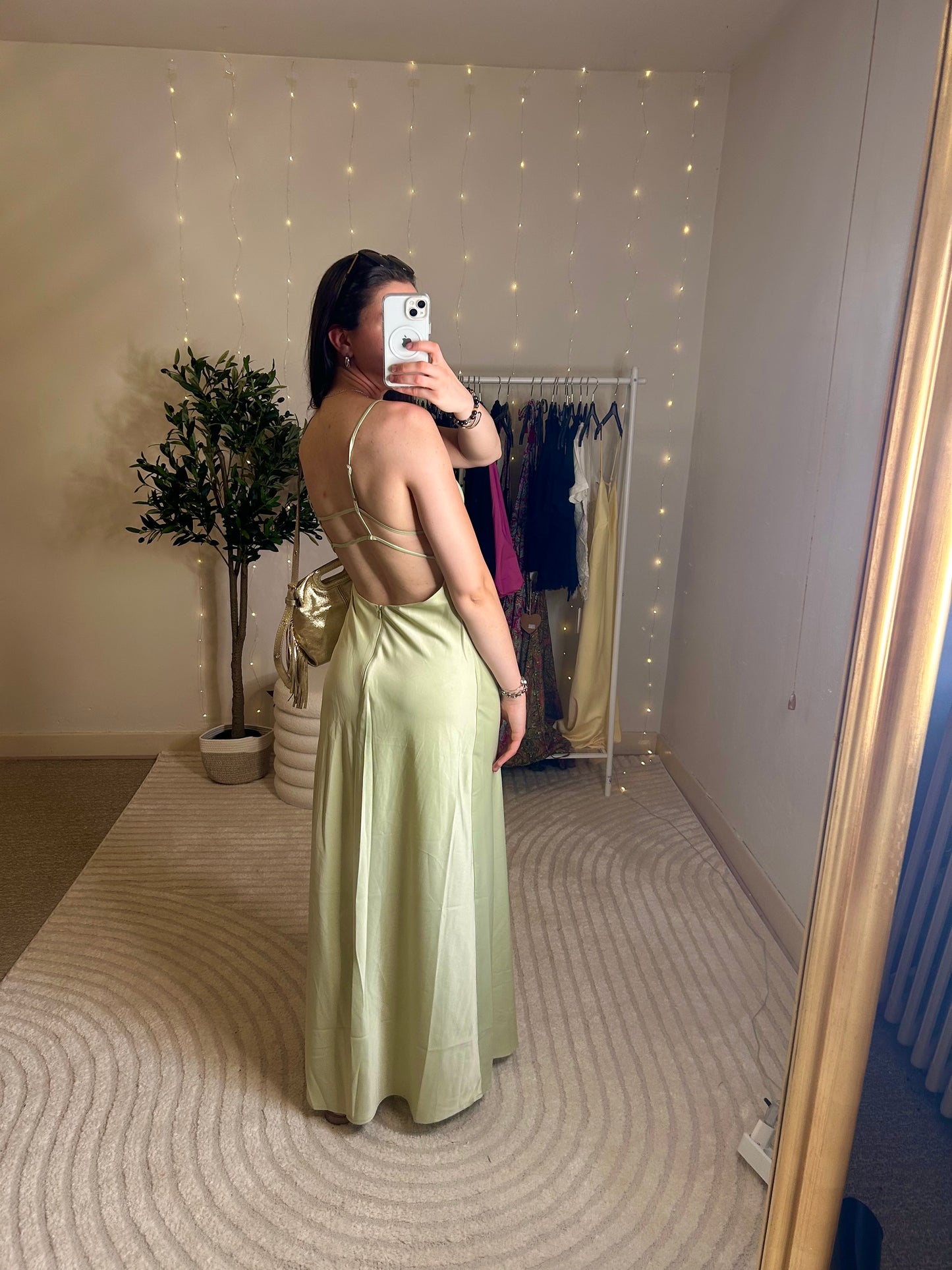 Robe dos nue Éline