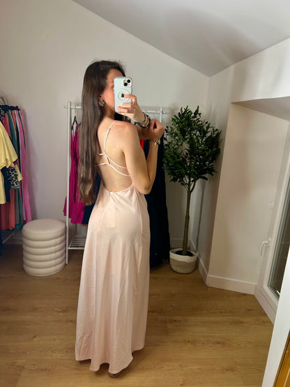 Robe dos nue Éline
