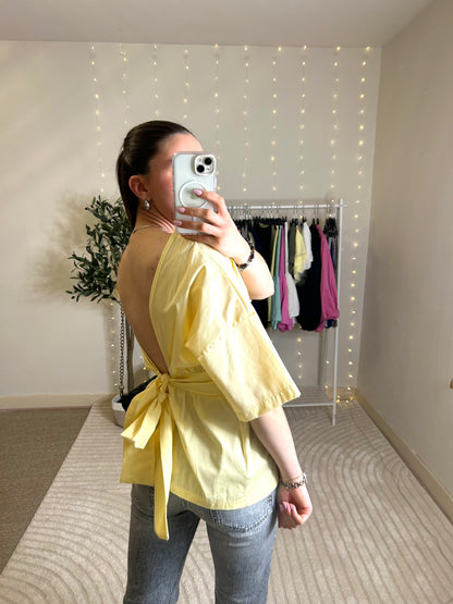 Blouse avec noeud dos nus Zoé